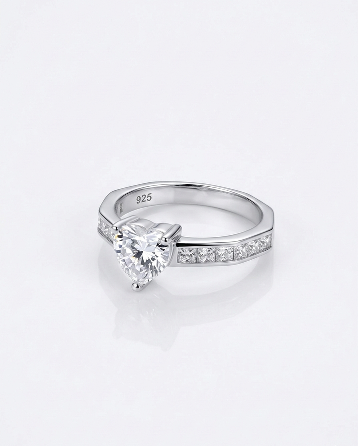 Silver B-Heart Ring