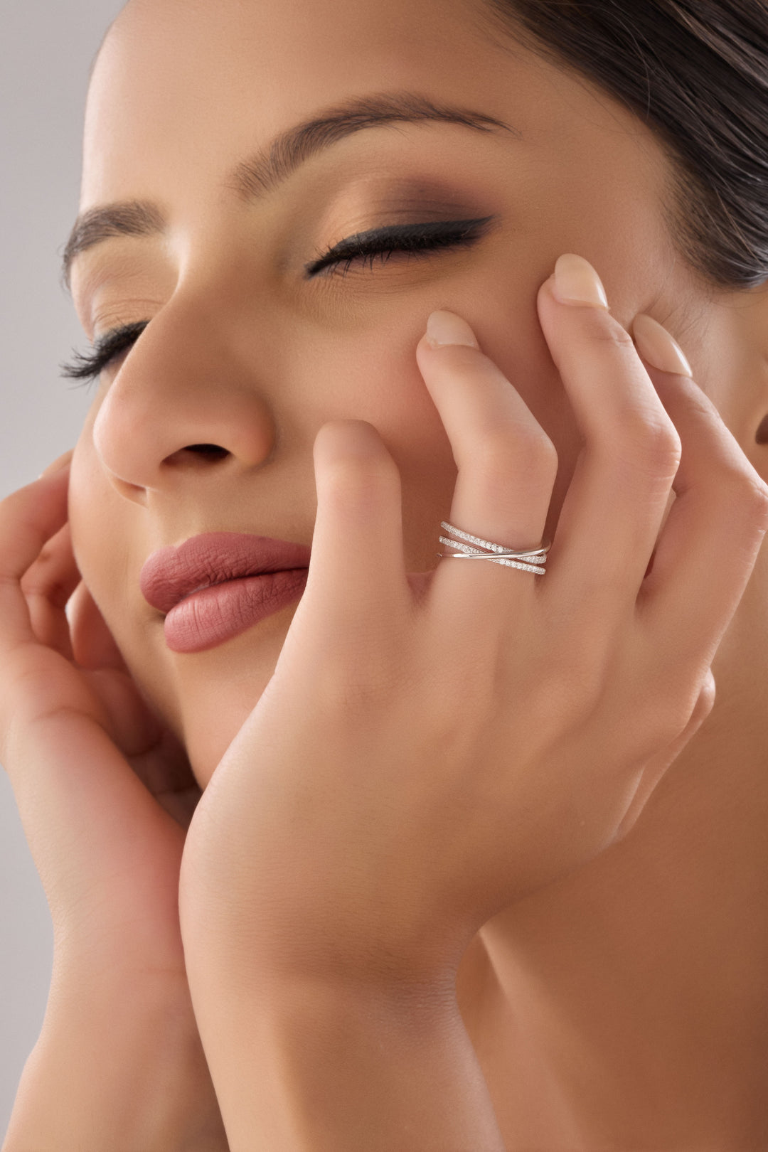 Sterling Silver Crosy Ring