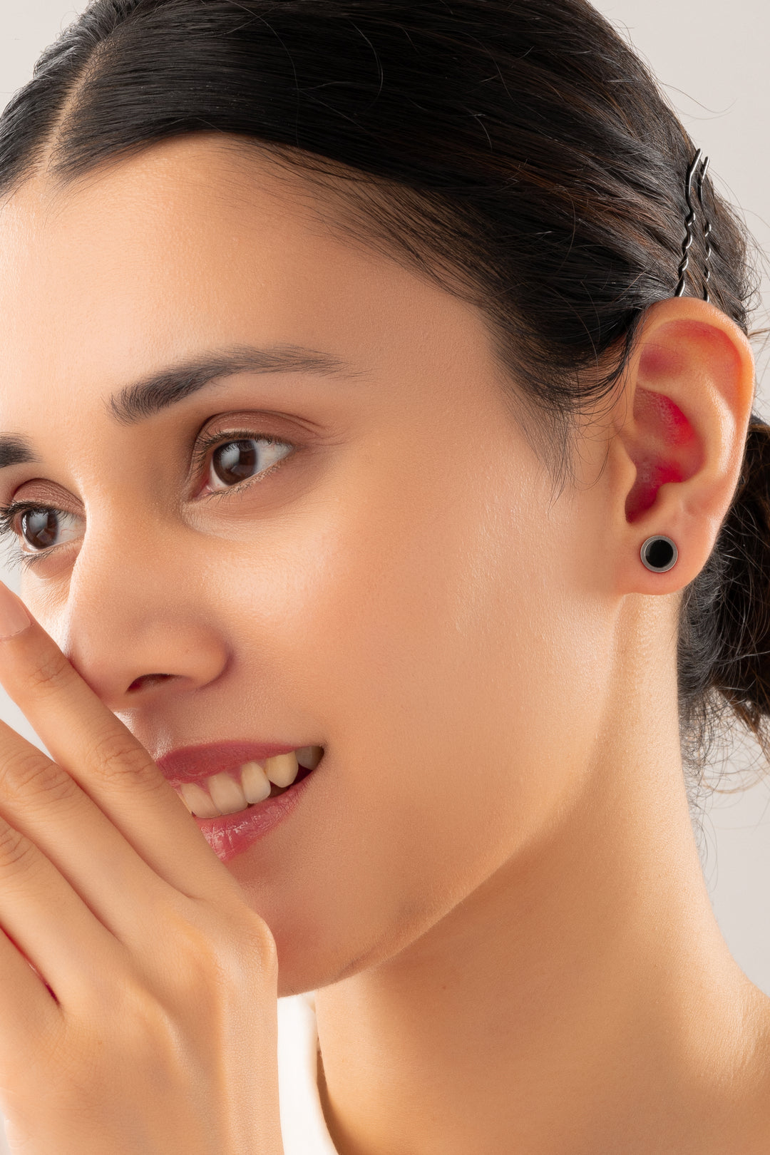 The Black Round Earrings