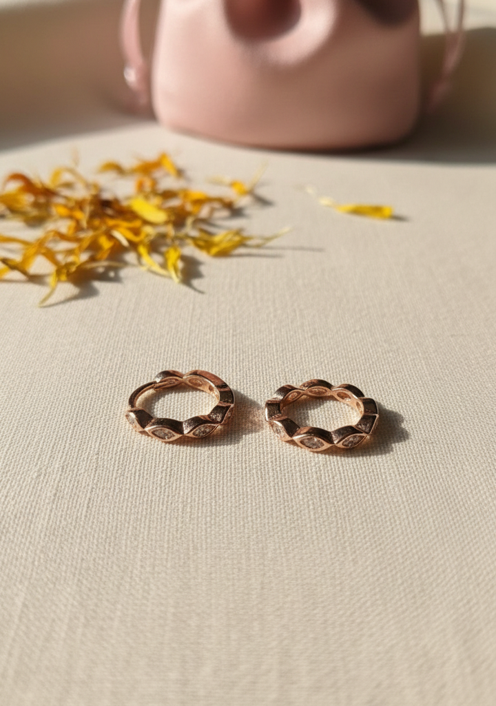 Silver Petal Hoops (Rosegold)