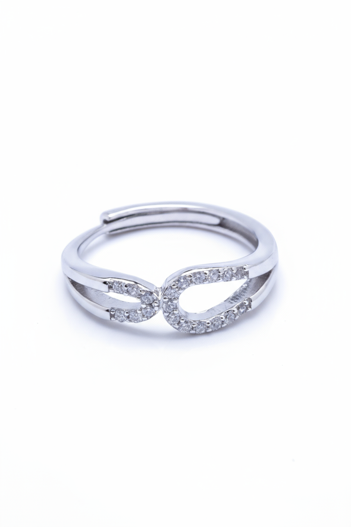 Silver Stone Magncia Ring