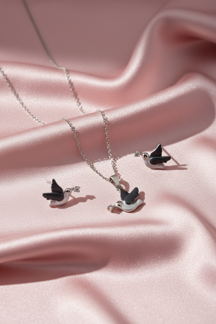 Silver Flamingo Pendant Set