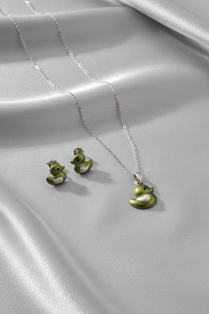 Silver Green Duck Pendant Set