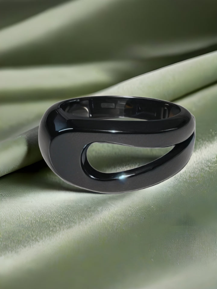 Black Silver Ranee Ring