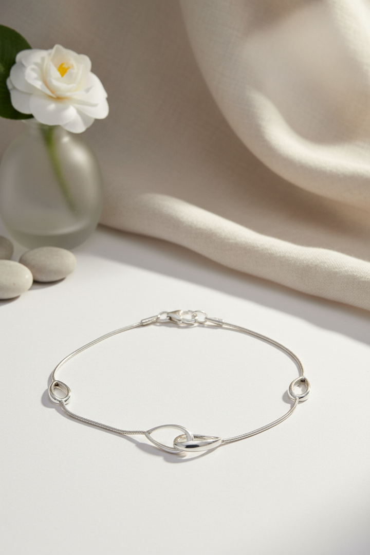 Silver Knot Bracelet