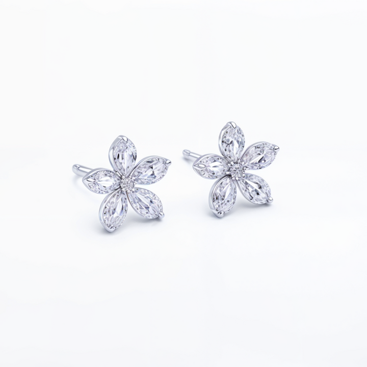 Quene Radiant Silver Stud Earrings