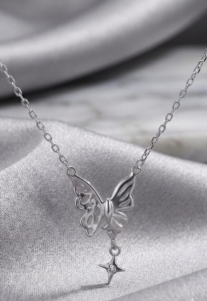 Silver Eva Pendant