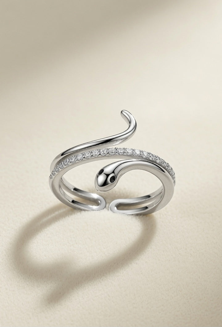 Silver 925 Radiant Snake Ring