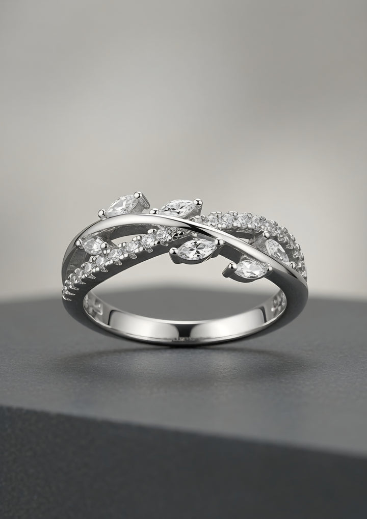 925 Silver Uniquee Ring