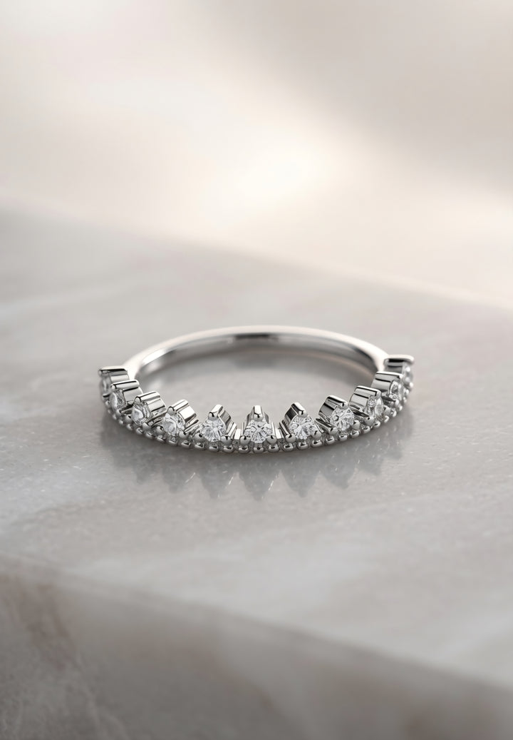 Silver Sleek Horizon Ring