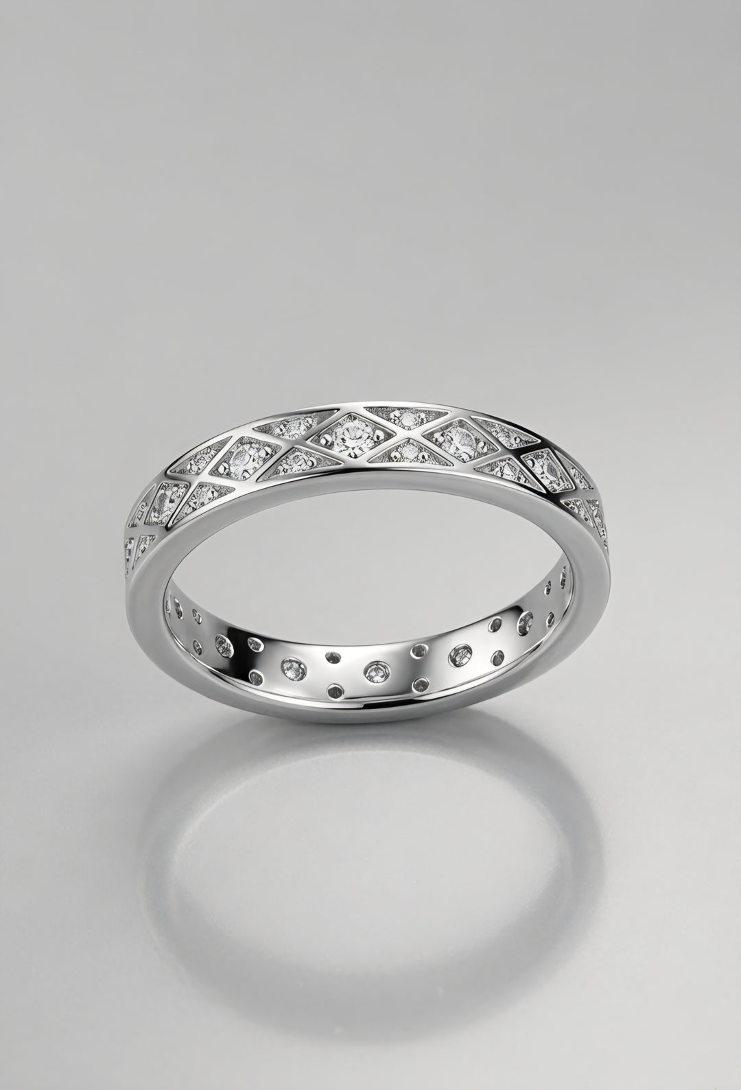 Silver Regal Gleam Ring