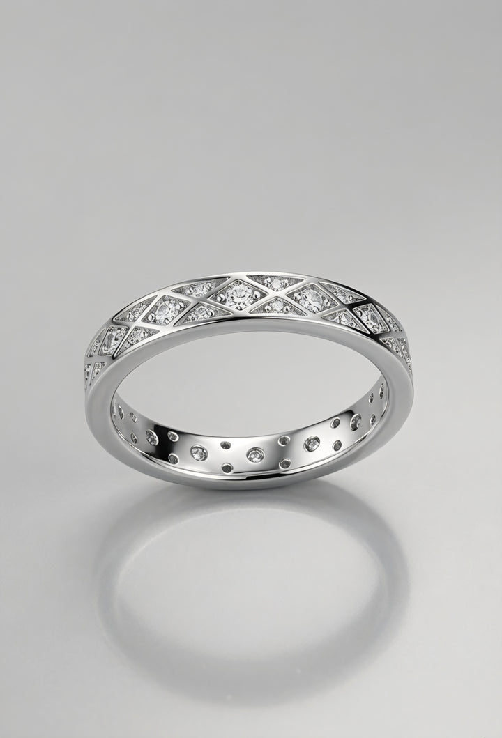 Silver Regal Gleam Ring