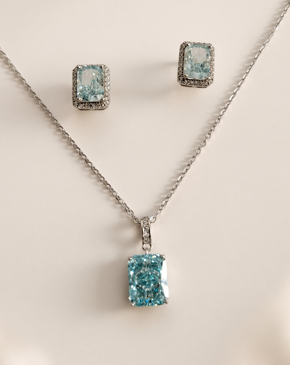 925 Silver Blue Stone Pendant Set