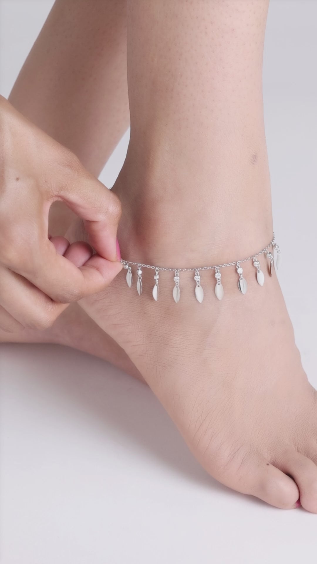 Silver Hanging Petals Anklet (single)