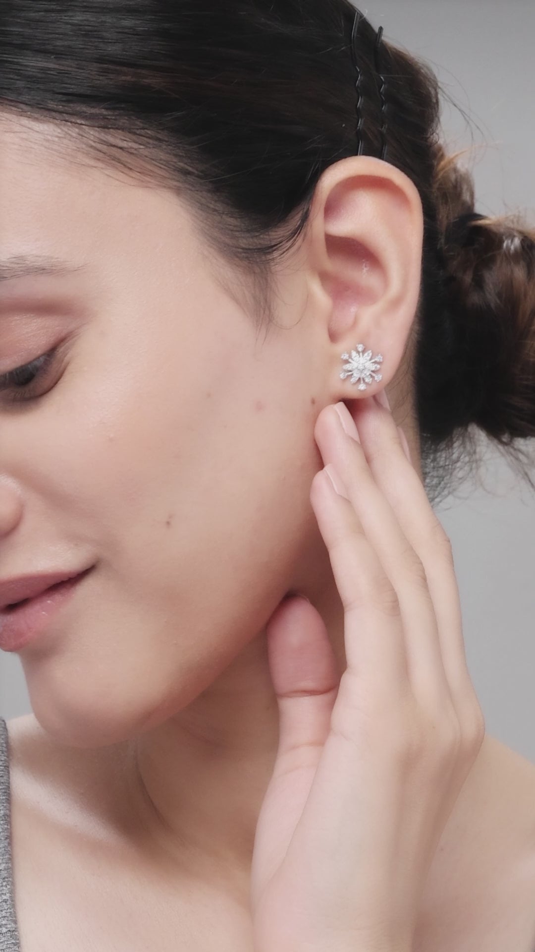 Silver Crystal Flower Earrings