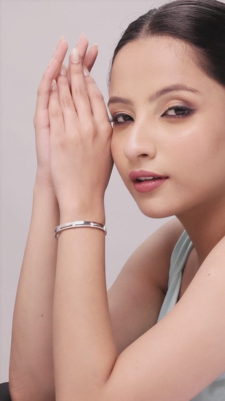 Sterling Silver Veerie Bracelet