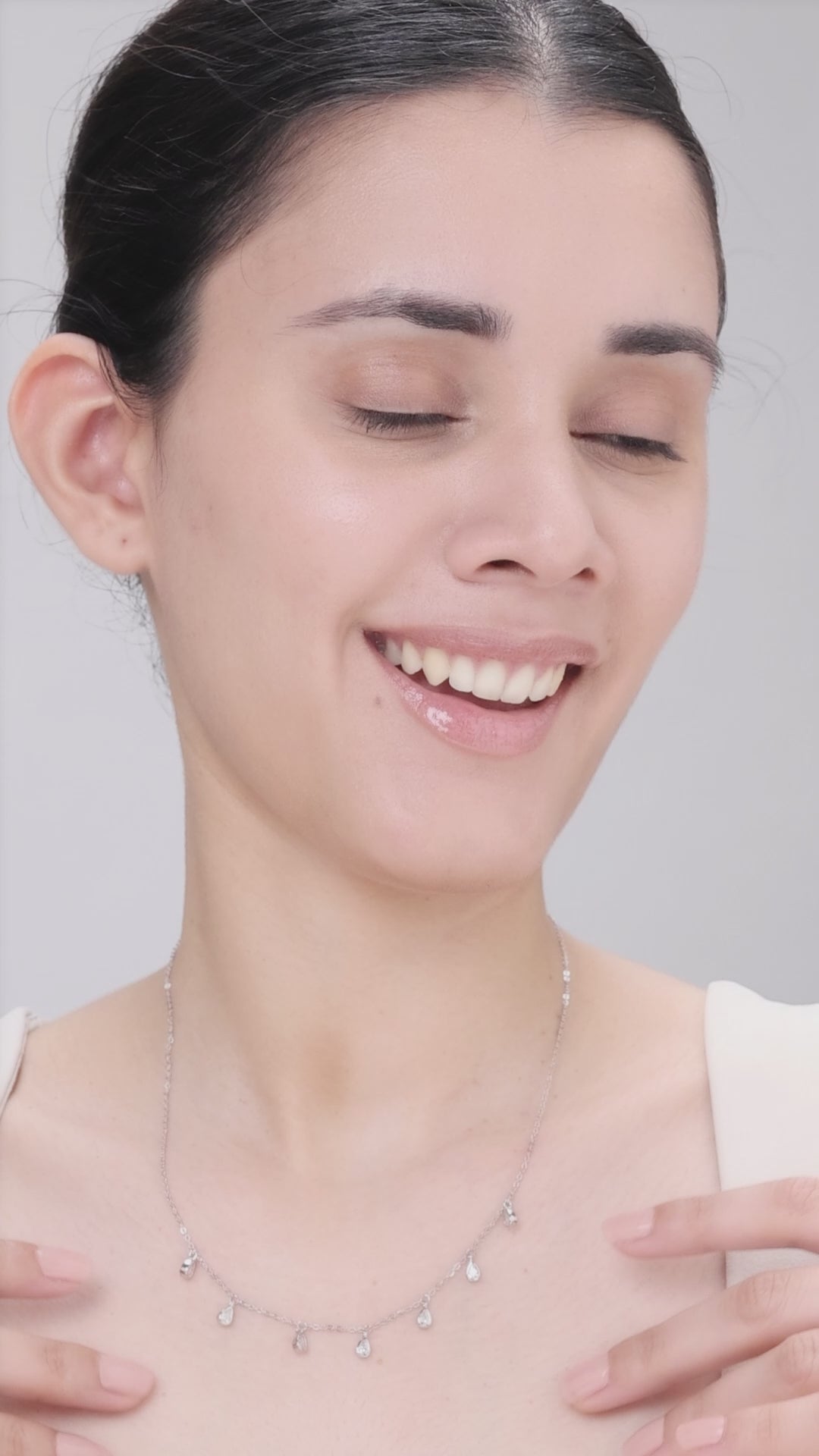 Silver Zyna Necklace
