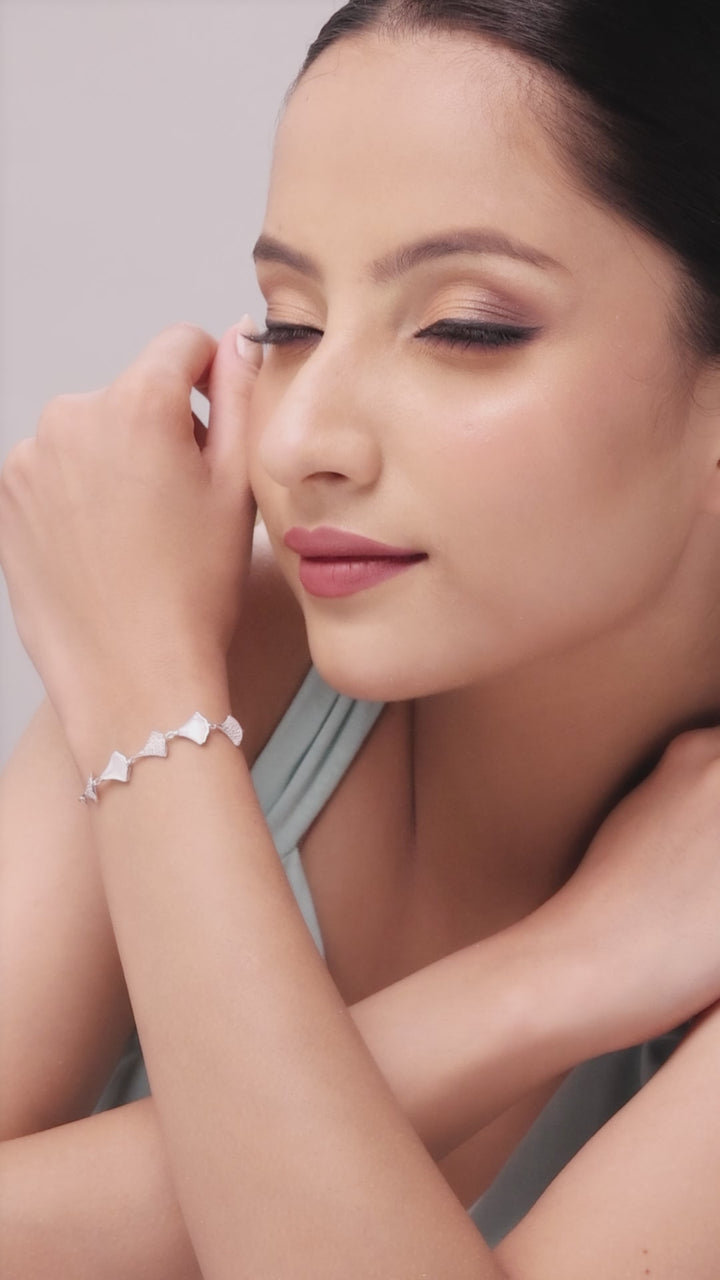 Sterling Silver Five Petals Bracelet